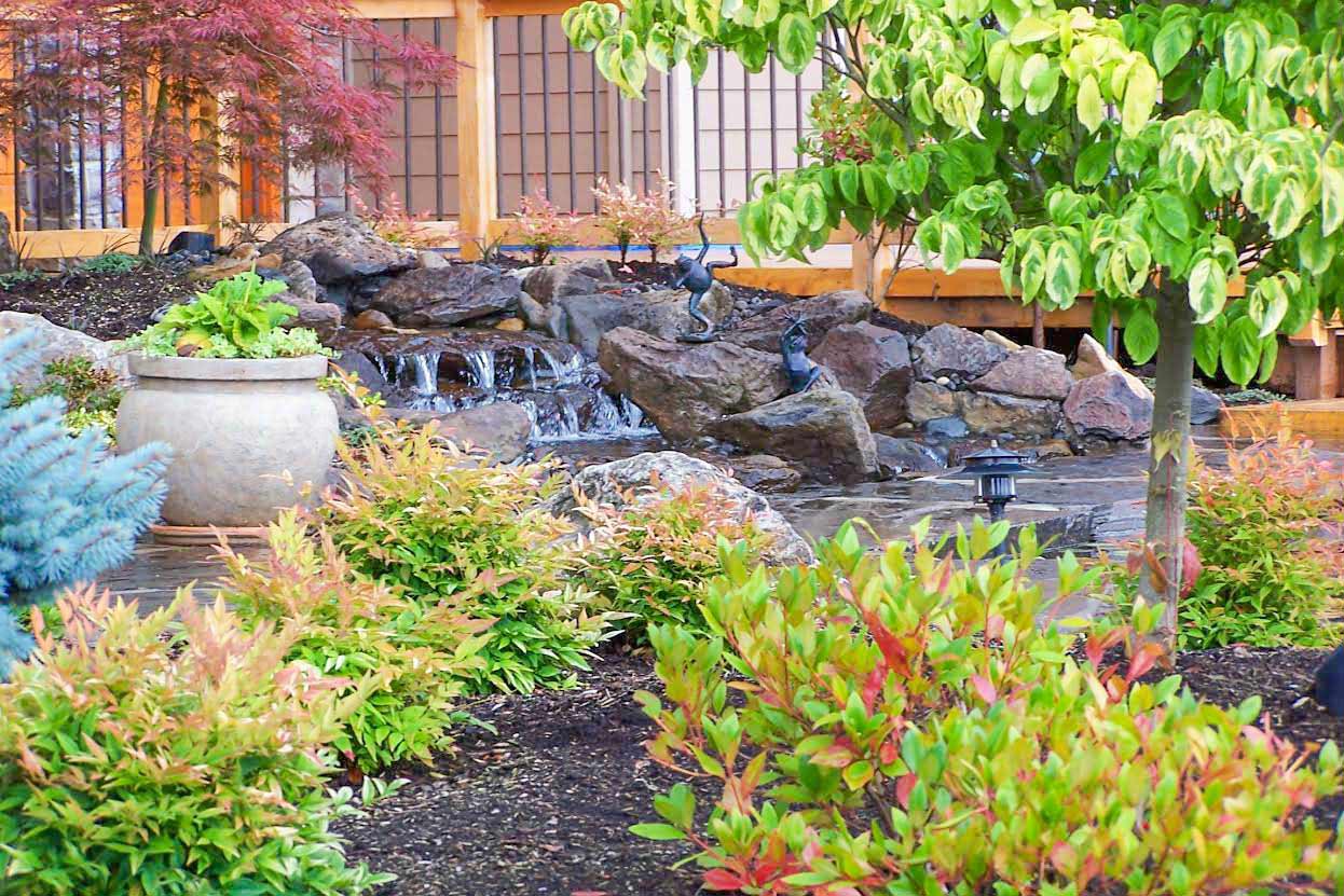 Camas WA- hardscapes -Landscape Design Water Feature - Woody's Custom Landscaping