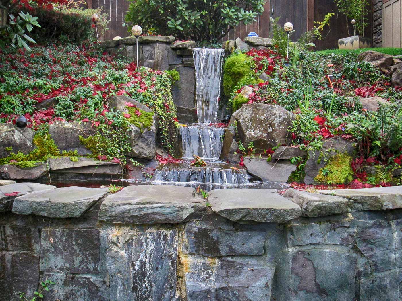 Camas, Wa Hardscape Design Water Feature - Woody's Custom Landscaping