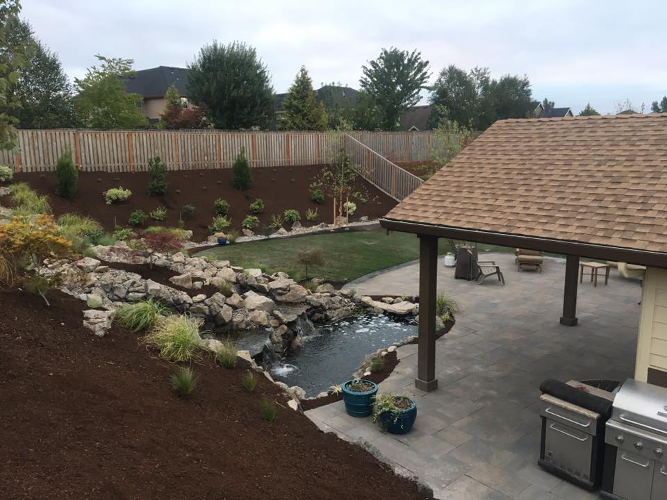 hardscape excellence- outdoor living and hardscapes-landscape contractors in vancouver WA-landscape employment- Vancouver Washington- outdoor living- backyard landscaping-paver patio- pond-Fall Landscaping